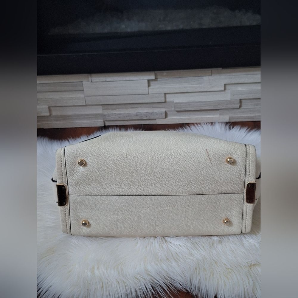 Coach Swagger 37 Bag White Pebbled Leather - Picture 5 of 13